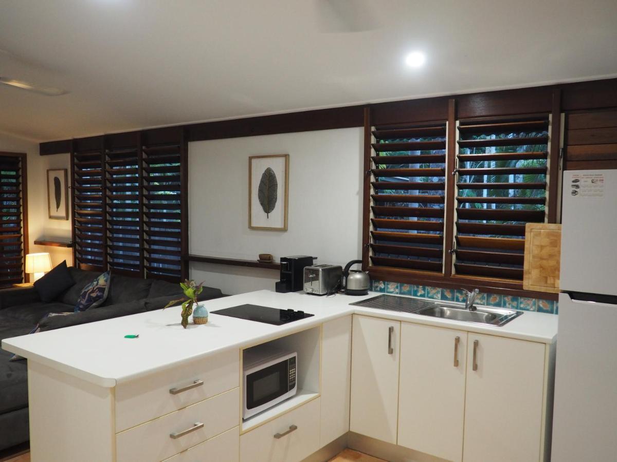 Cassawong Cottages Mission Beach Bagian luar foto