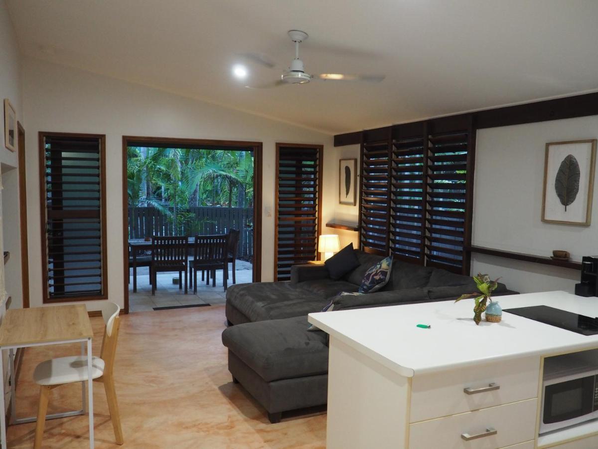 Cassawong Cottages Mission Beach Bagian luar foto