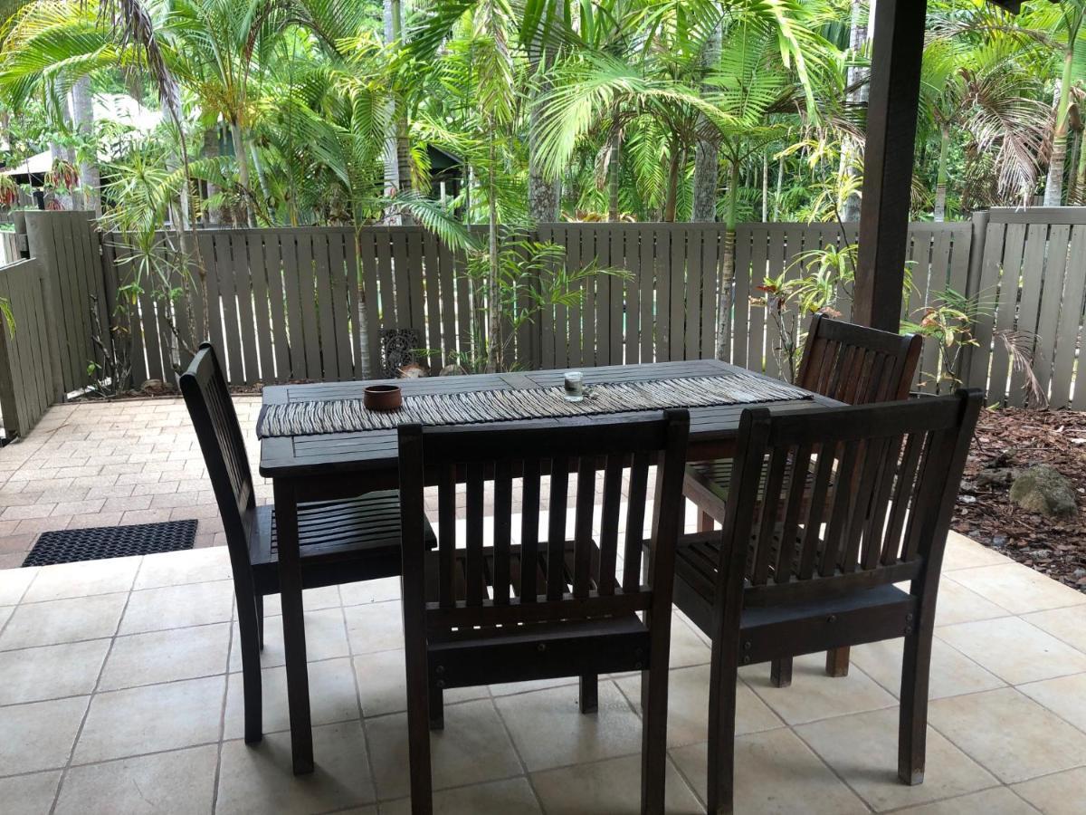Cassawong Cottages Mission Beach Bagian luar foto