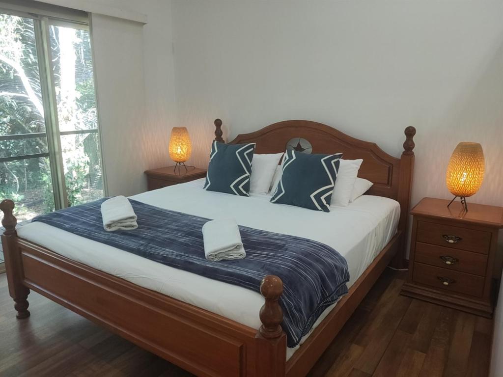 Cassawong Cottages Mission Beach Bagian luar foto